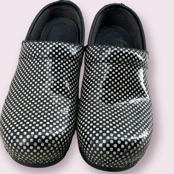 Dansko Patent Polka Dot Mules 38 - Picture 1 of 9